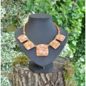 Collier carré ou rond fleurettes orangées