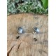 Boucles d'oreilles fleurettes noir et blanche